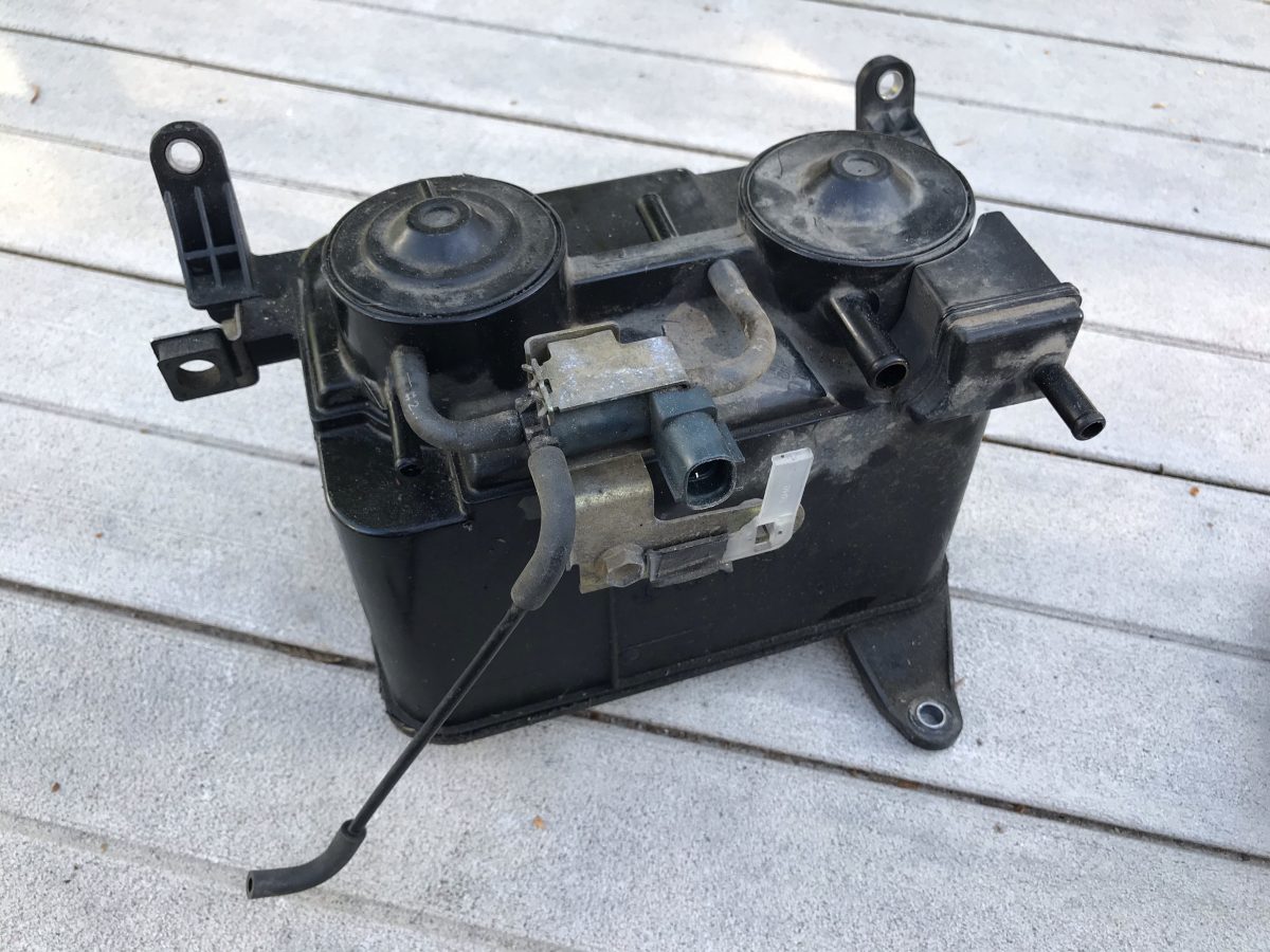 1998 EVAP charcoal canister for 3.4 swap